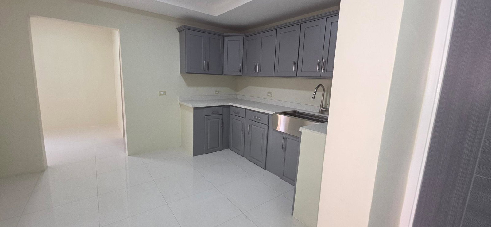 Modern-3-Bedroom-House-for-Rent-in-Queen-Hill-Kingston-St.-Andrew Thirteenth image of 11 Cleopatra Avenue, Queen h in Kingston 19, St. Andrew, Jamaica - property is For Rent