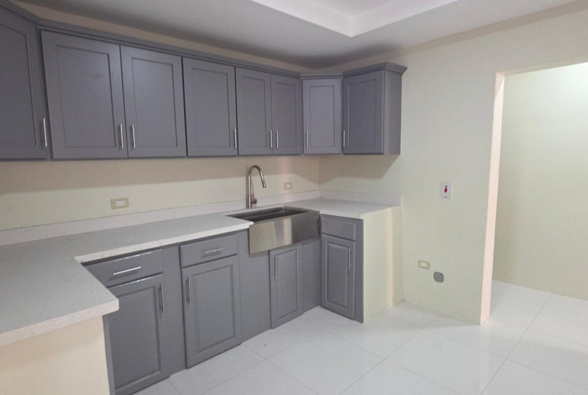 Fifth image of 11 Cleopatra Avenue, Queen h in Kingston 19, St. Andrew, Jamaica - property is For Rent