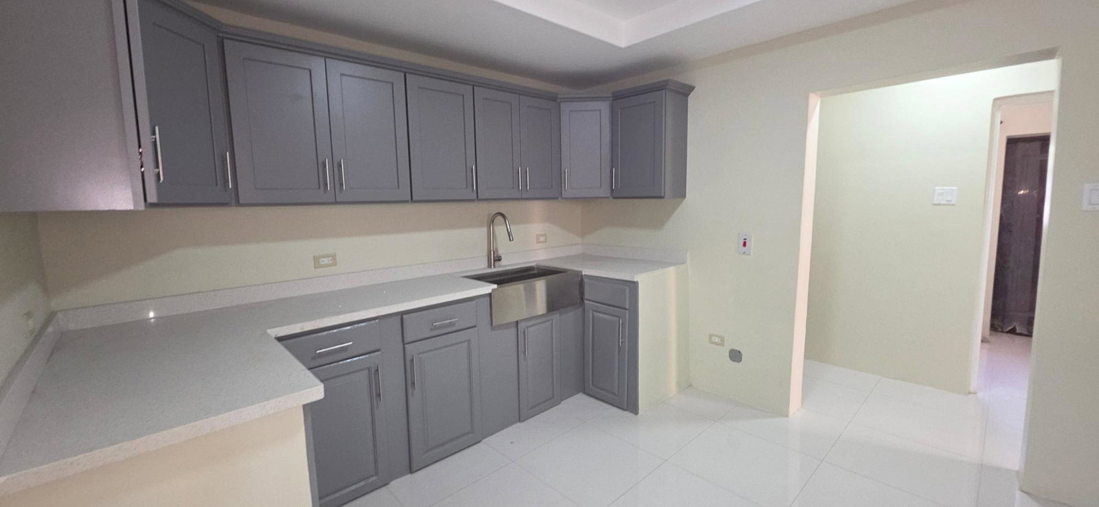 Modern-3-Bedroom-House-for-Rent-in-Queen-Hill-Kingston-St.-Andrew Fifth image of 11 Cleopatra Avenue, Queen h in Kingston 19, St. Andrew, Jamaica - property is For Rent