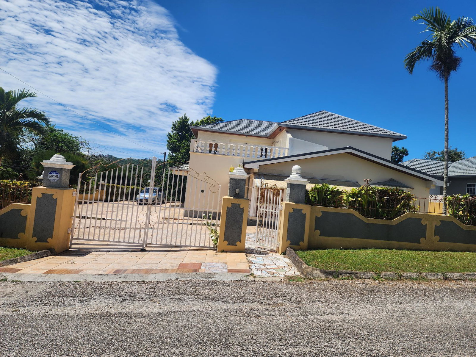 Third image of 10 Wint Glade in Mandeville, Manchester, Jamaica - property is For Sale