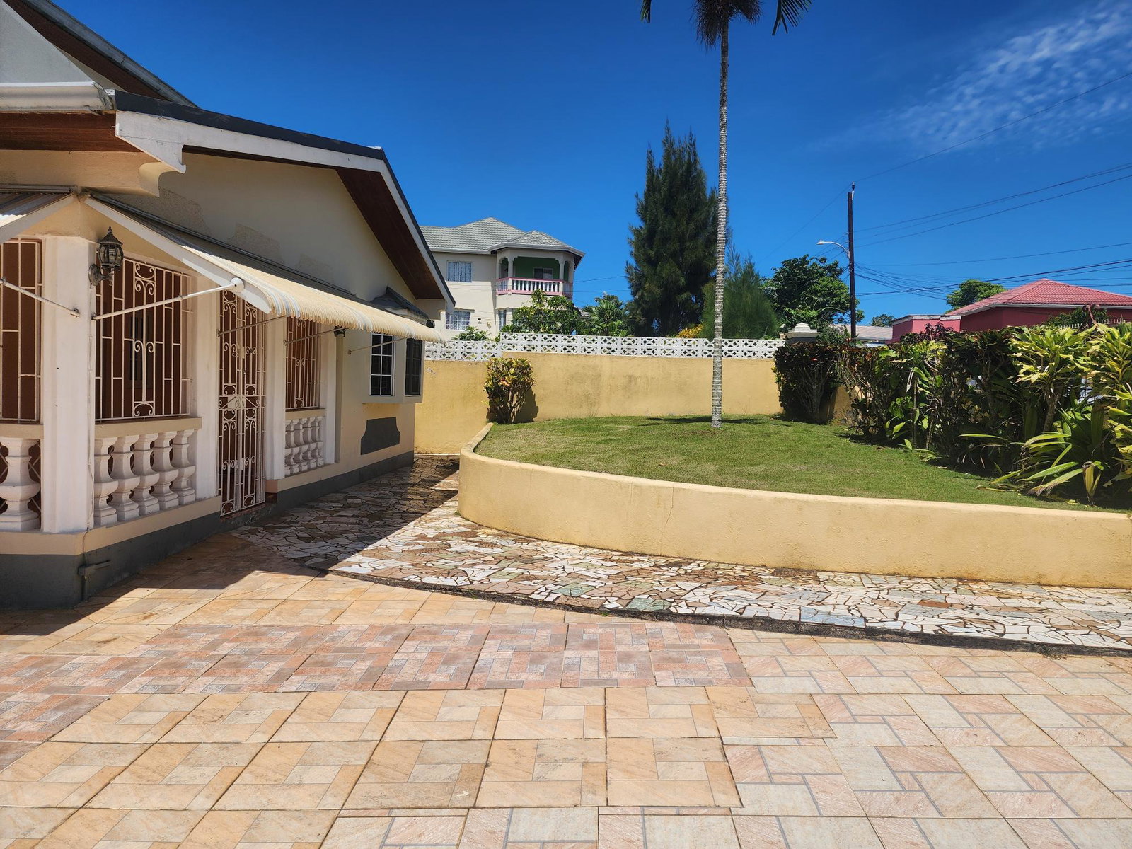 Fourth image of 10 Wint Glade in Mandeville, Manchester, Jamaica - property is For Sale