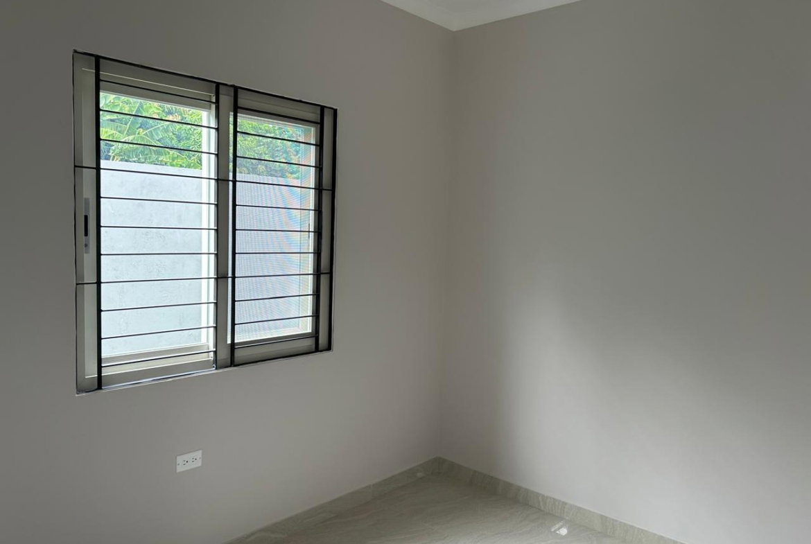 Twenty-Fourth image of th 8-14 Garden Close in Kingston 8, St. Andrew, Jamaica - property is For Rent