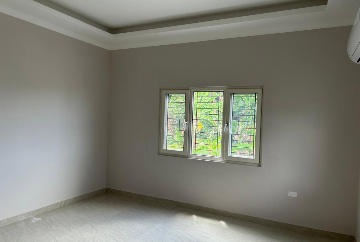 Thirtieth image of th 8-14 Garden Close in Kingston 8, St. Andrew, Jamaica - property is For Rent