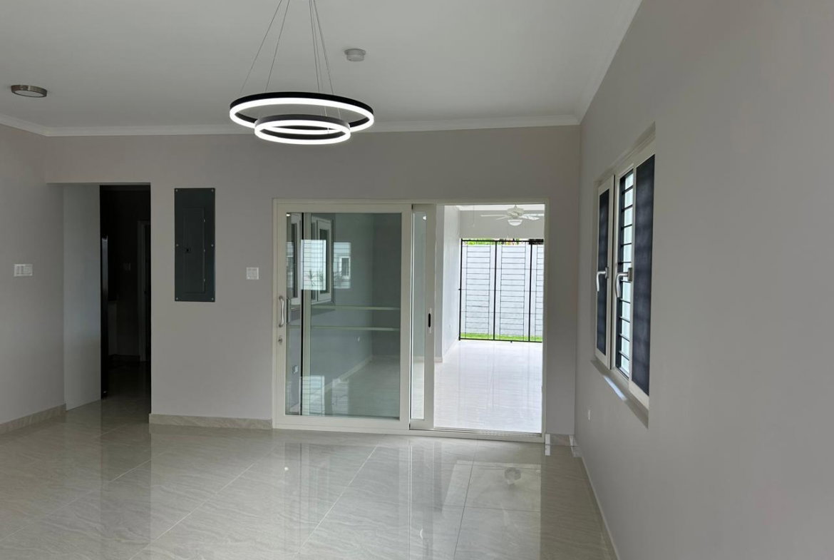 Ninth image of th 8-14 Garden Close in Kingston 8, St. Andrew, Jamaica - property is For Rent