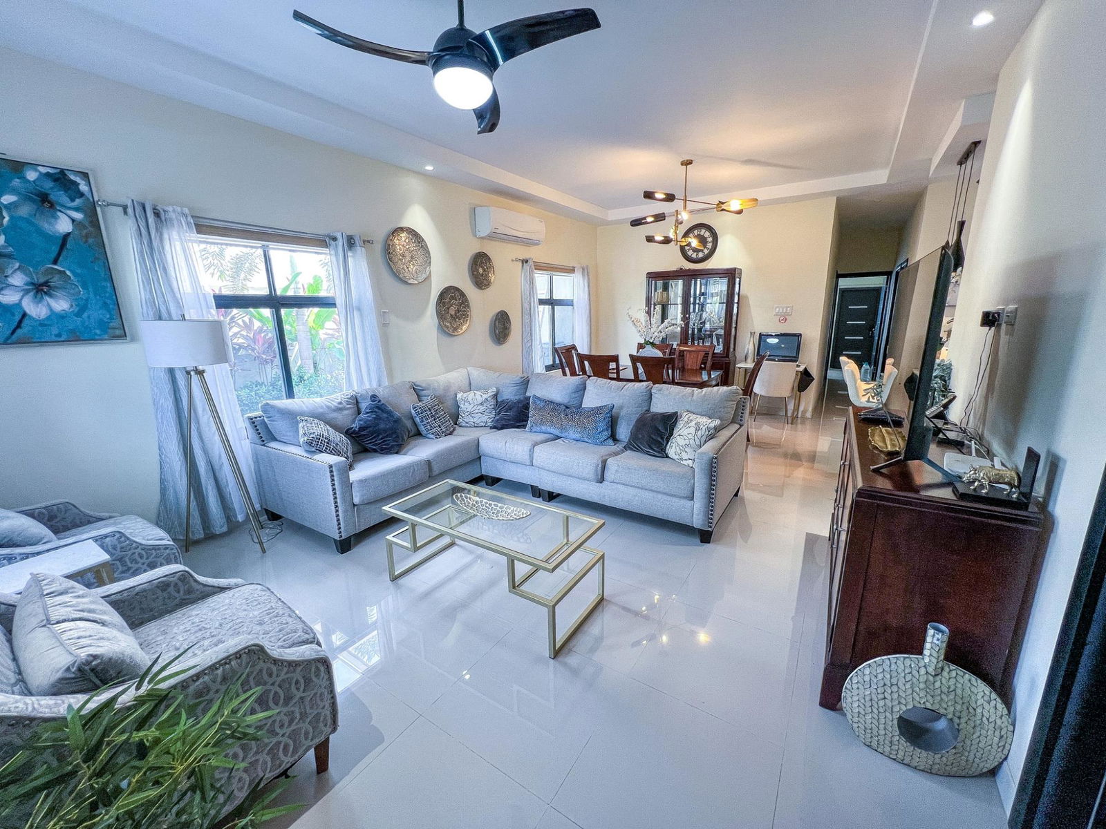 Modern-3-Bedroom-Villa-for-Sale-in-Pyramid-Point-Ocho-Rios-St.-Ann Seventh image of 79 Pyramid Point in Ocho Rios, St. Ann, Jamaica - property is For Sale