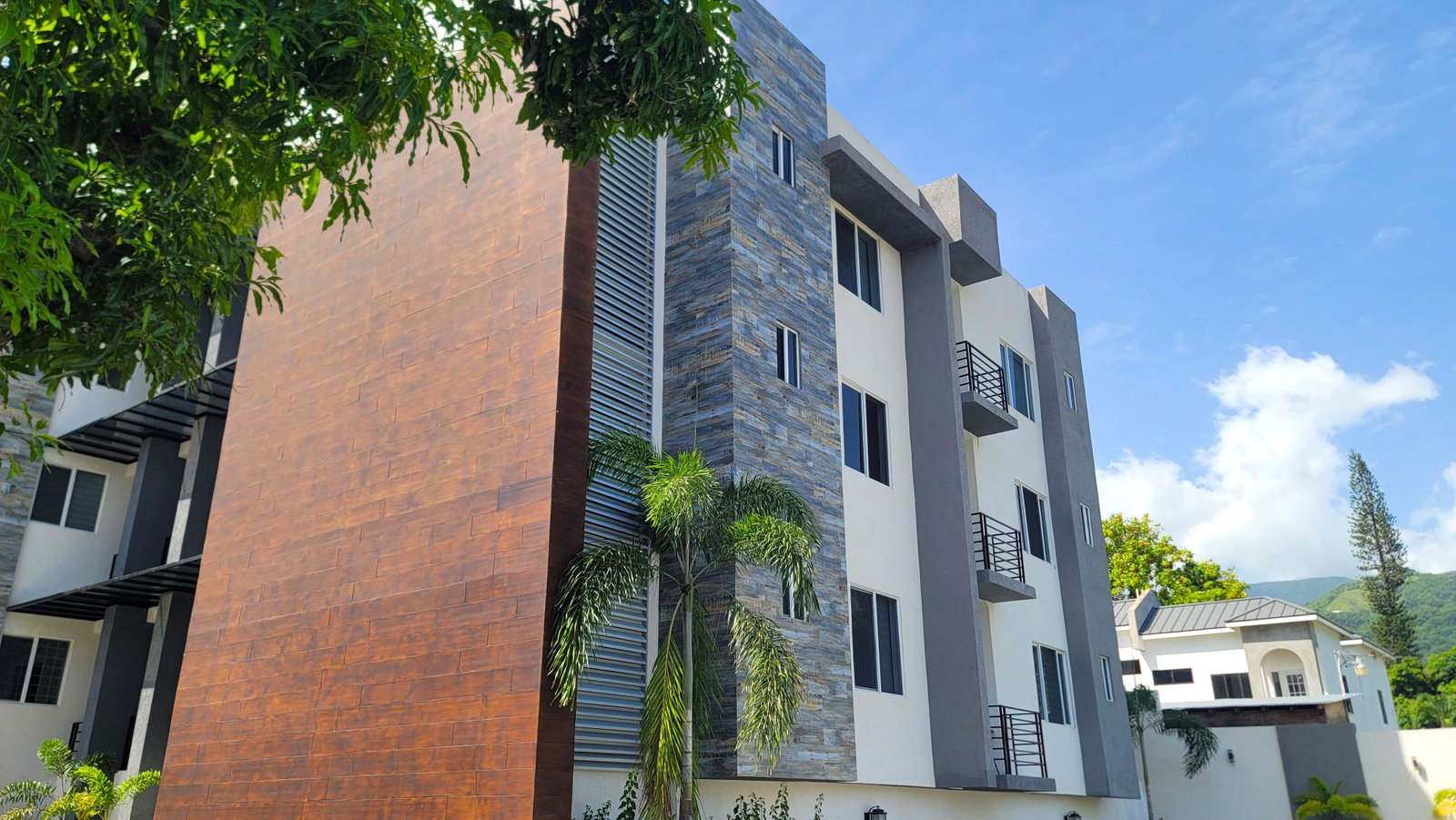 Modern-Apartment-for-Sale-in-Norbrook-St.-Andrew-Jamaica-2-Bed-2.5-Bath Seventeenth image of 20-13 Norbrook Drive in Kingston 8, St. Andrew, Jamaica - property is For Sale