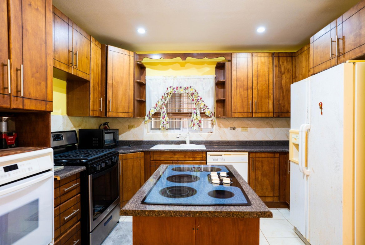 Eighth image of Heartease District in Heartease, Manchester, Jamaica - property is For Sale
