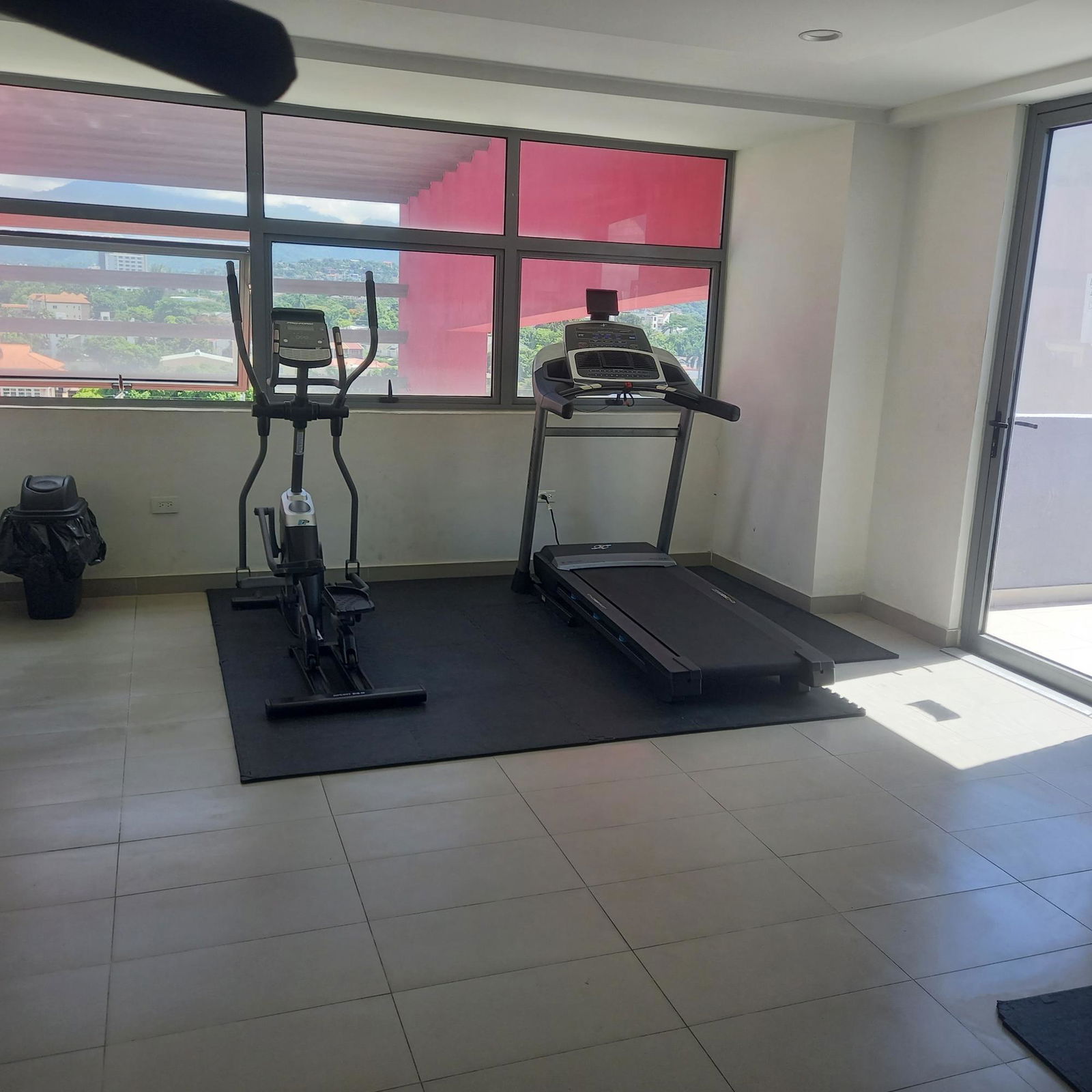 Fourteenth image of 504-11a Waterloo Road, Kingston 1 in Kingston 10, St. Andrew, Jamaica - property is For Sale