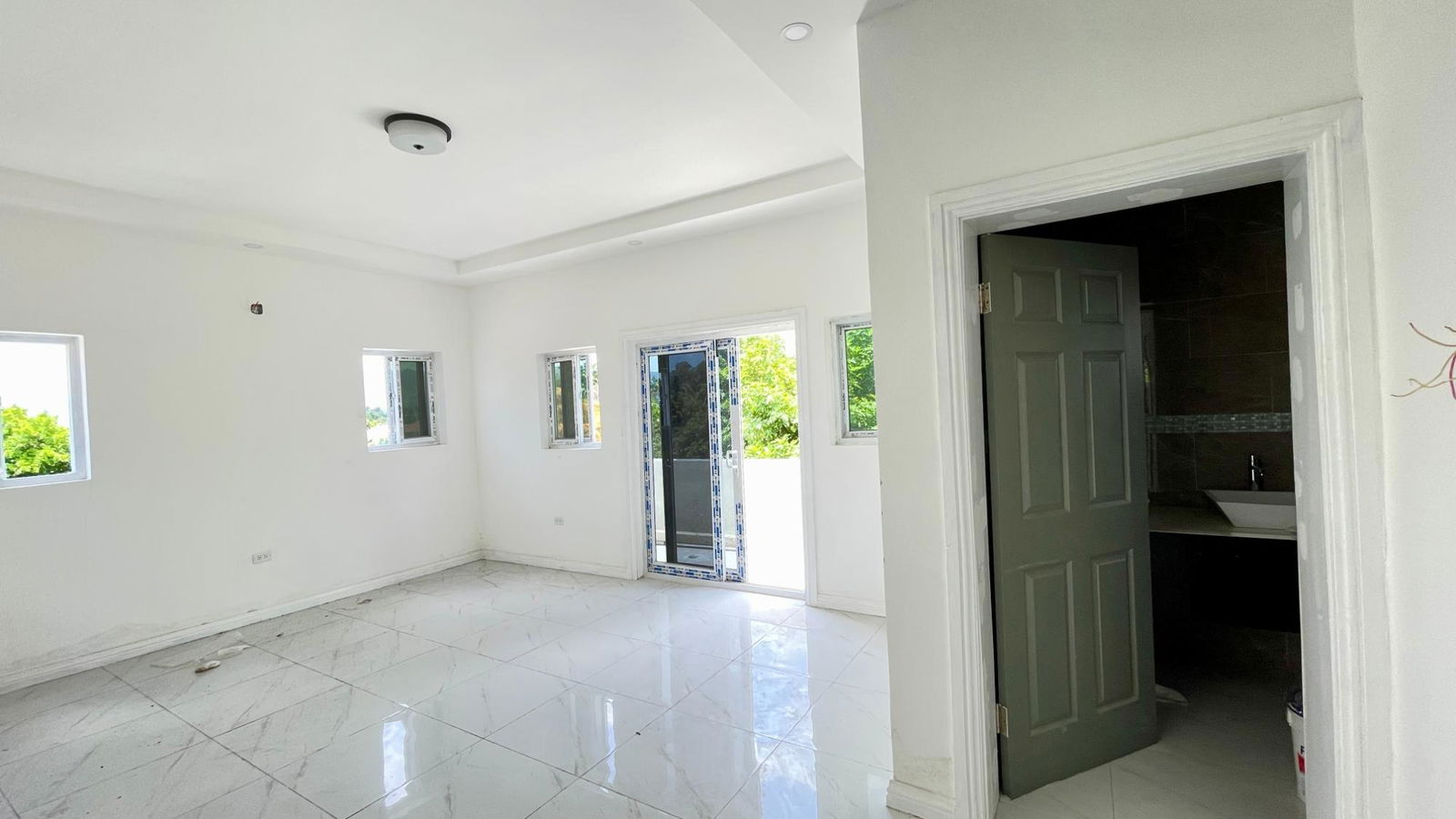 Modern-Luxury-Apartments-for-Sale-in-Acadia-Suites-St.-Andrew-Jamaica Sixth image of 7- 18 Acadia Suites in Kingston 6, St. Andrew, Jamaica - property is For Sale