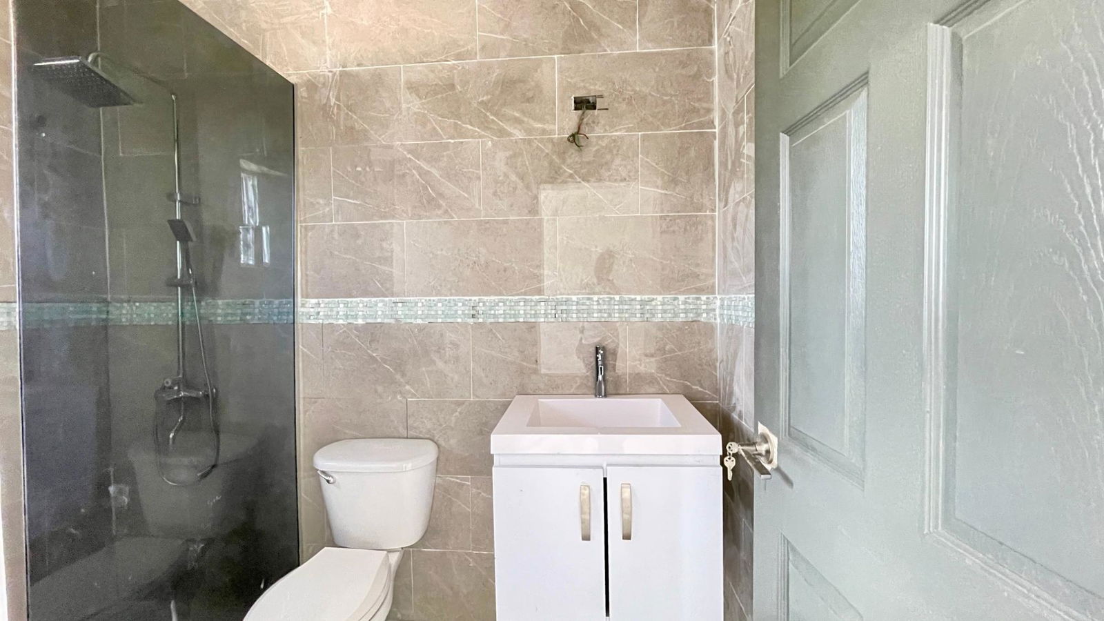 Modern-Luxury-Apartments-for-Sale-in-Acadia-Suites-St.-Andrew-Jamaica Eighth image of 7- 18 Acadia Suites in Kingston 6, St. Andrew, Jamaica - property is For Sale