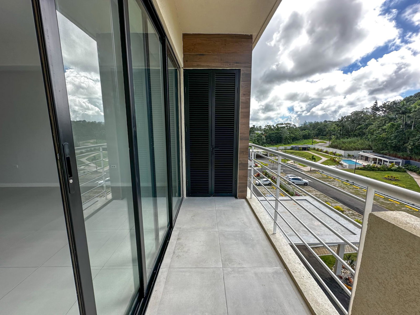 Tenth image of 401-avista Bloomfield in Mandeville, Manchester, Jamaica - property is For Rent