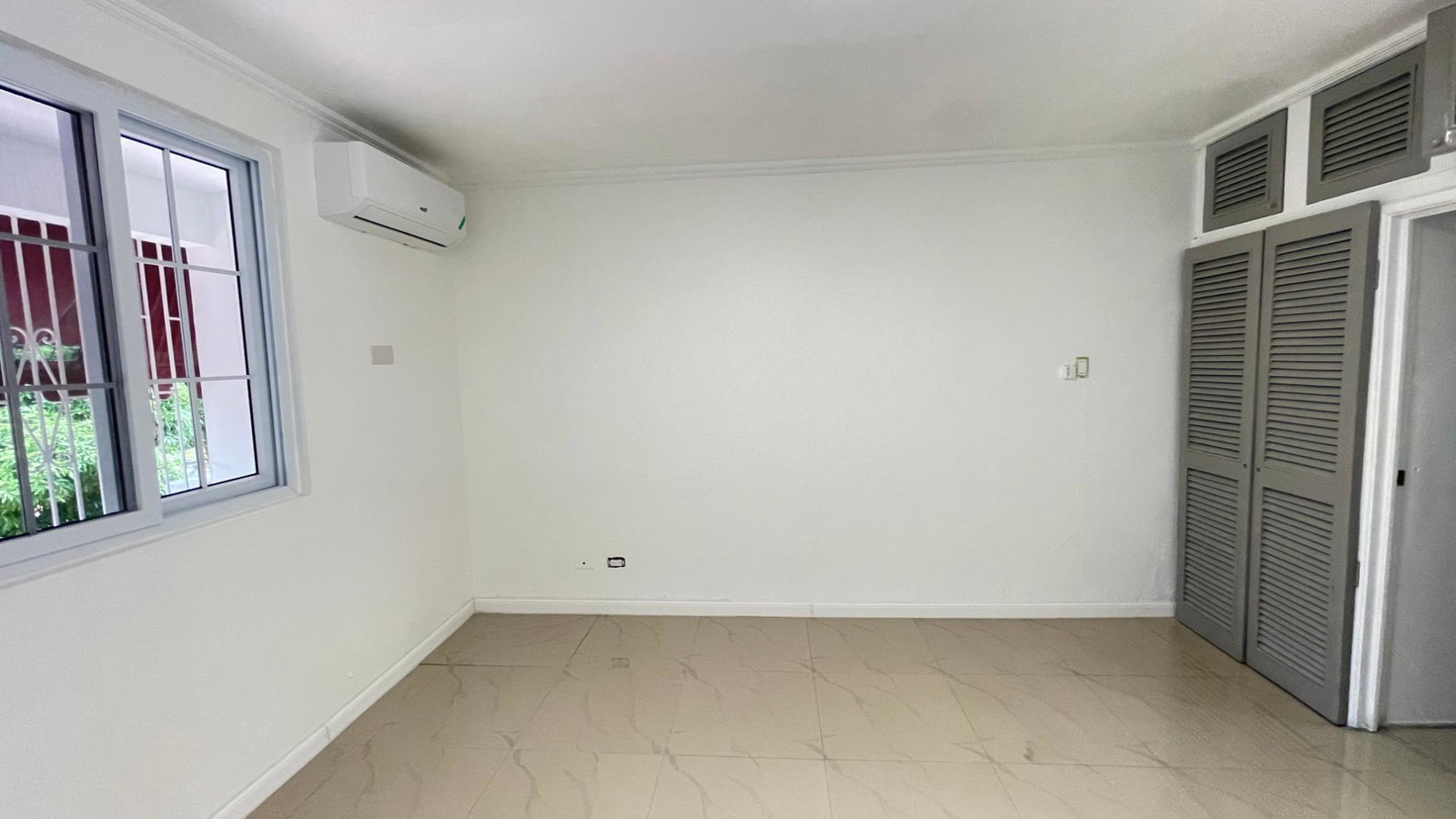 Modern-Studio-Apartment-for-Sale-in-Kingstons-Golden-Triangle-–-St.-Andrew-Jamaica Seventh image of Lot 11-96 1/4 Old Hope Road in Kingston 6, St. Andrew, Jamaica - property is For Sale