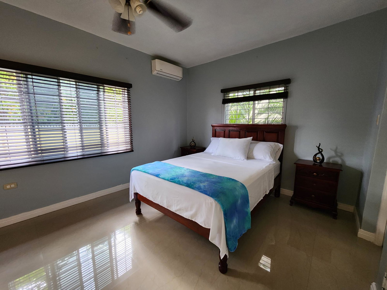 Third image of 8-9 Rochester Avenue in Kingston 8, St. Andrew, Jamaica - property is For Rent