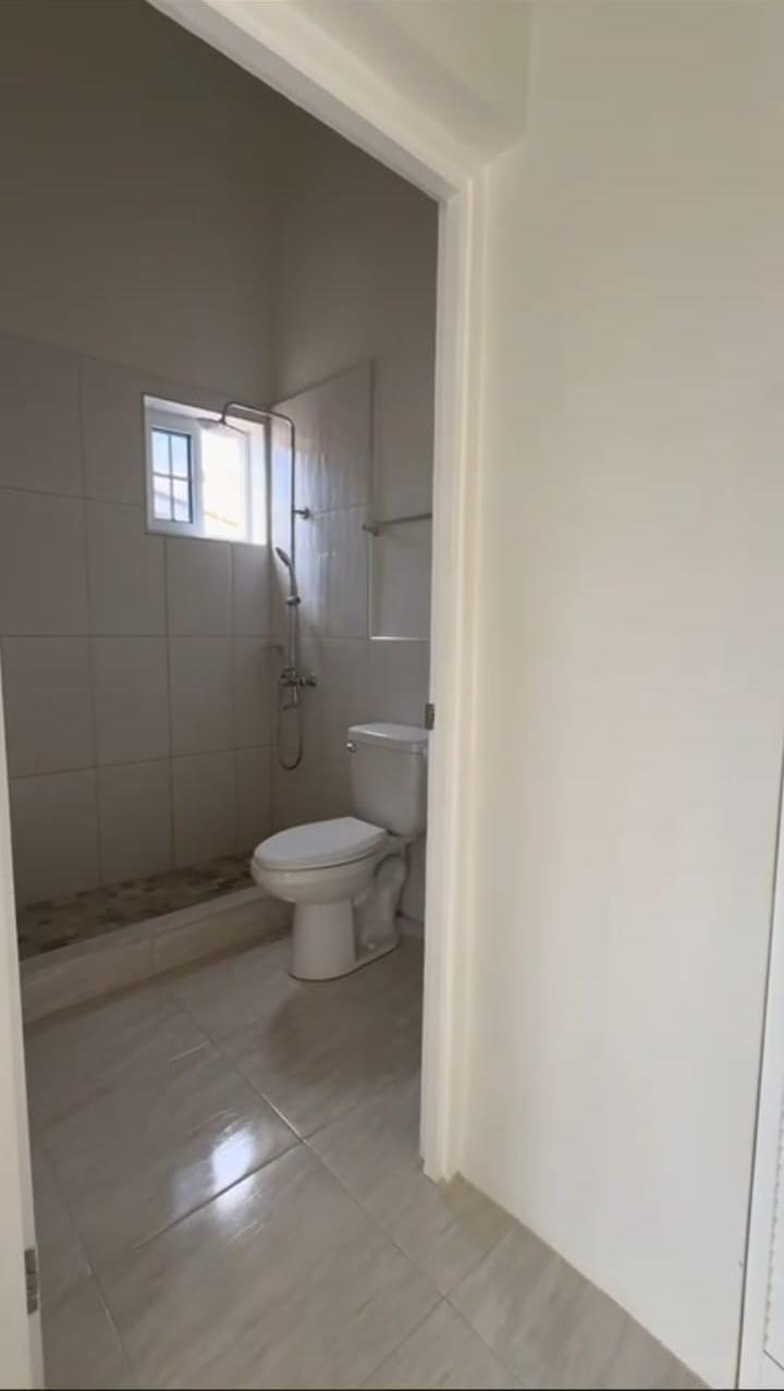 Tenth image of 137 Sandown Palm's in Greater Portmore, St. Catherine, Jamaica - property is For Sale