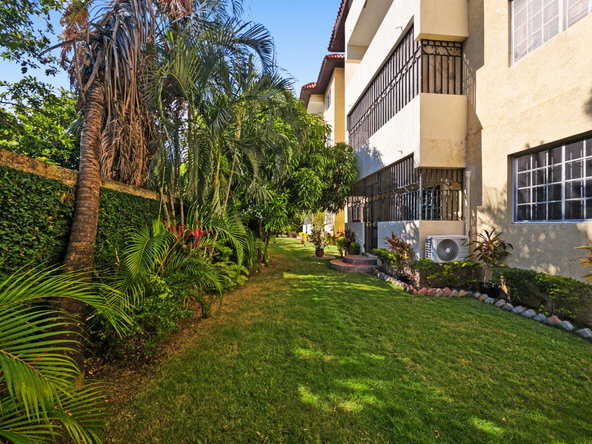 Eleventh image of 13-17 Braemar Avenue in Kingston 5, St. Andrew, Jamaica - property is For Sale