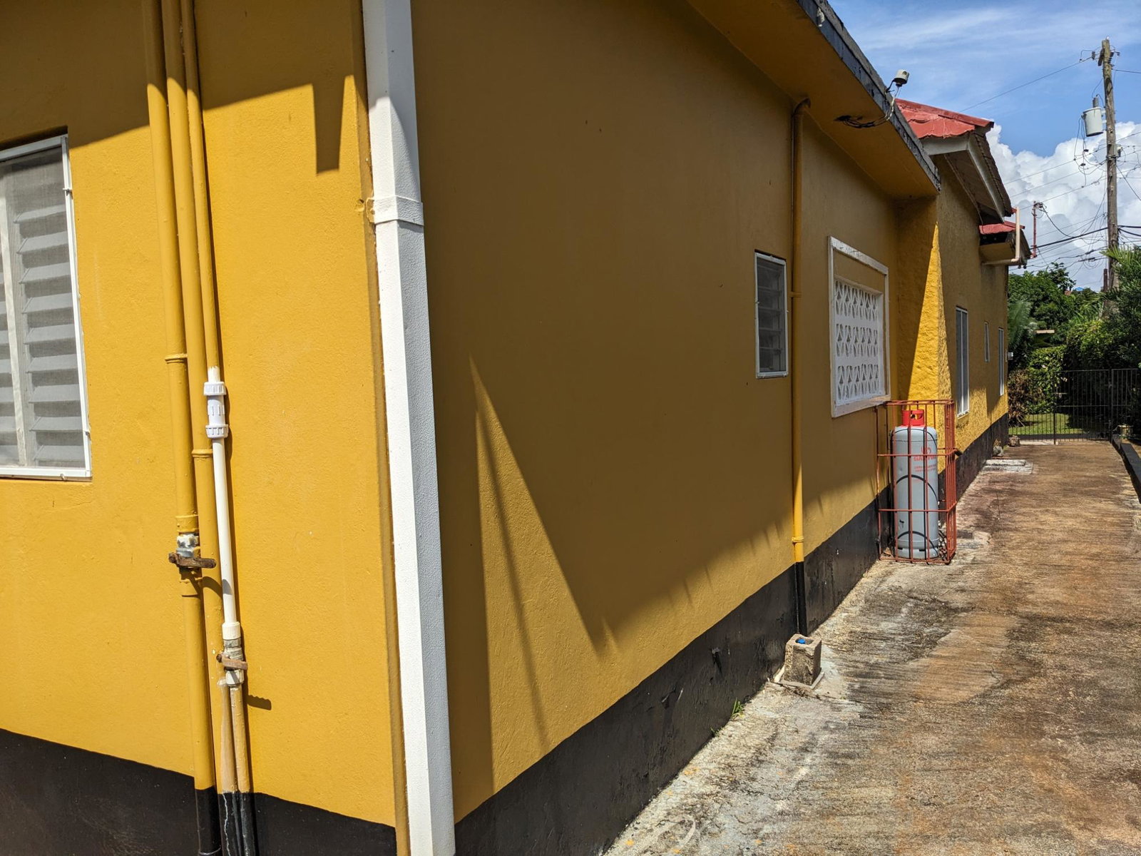 Twenty-First image of River View Exchange in Ocho Rios, St. Ann, Jamaica - property is For Sale