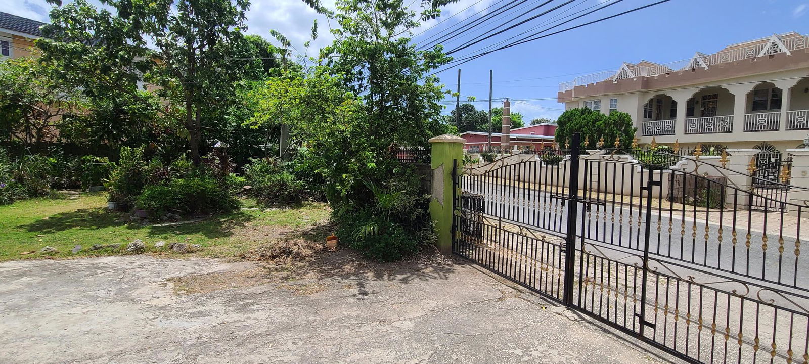Multi-Unit-House-for-Sale-in-Kingston-Jamaica-2-Carlisle-Ave-St.-Andrew Second image of 2 Carlilse Avenue Kingston in Kingston 10, St. Andrew, Jamaica - property is For Sale