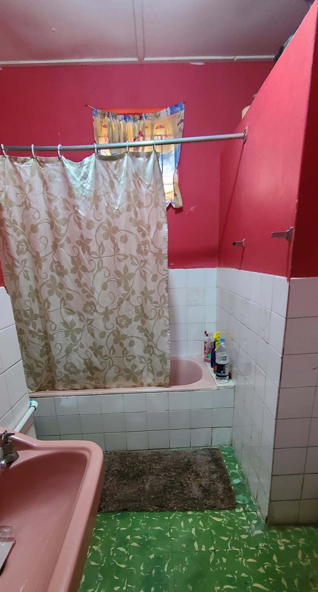 Multi-Unit-House-for-Sale-in-Kingston-Jamaica-2-Carlisle-Ave-St.-Andrew Seventh image of 2 Carlilse Avenue Kingston in Kingston 10, St. Andrew, Jamaica - property is For Sale