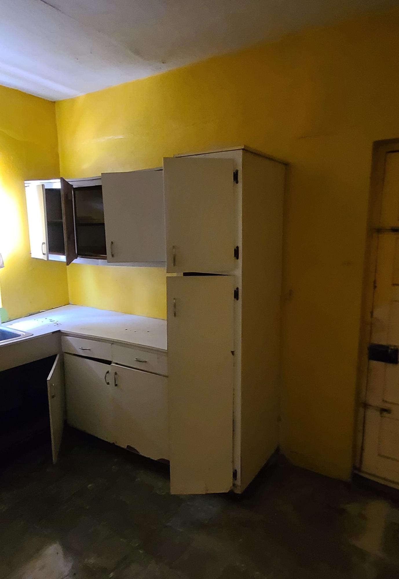 Multi-Unit-House-for-Sale-in-Kingston-Jamaica-2-Carlisle-Ave-St.-Andrew Ninth image of 2 Carlilse Avenue Kingston in Kingston 10, St. Andrew, Jamaica - property is For Sale