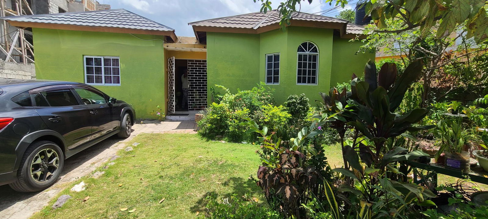 Multi-Unit-House-for-Sale-in-Kingston-Jamaica-2-Carlisle-Ave-St.-Andrew First image of 2 Carlilse Avenue Kingston in Kingston 10, St. Andrew, Jamaica - property is For Sale