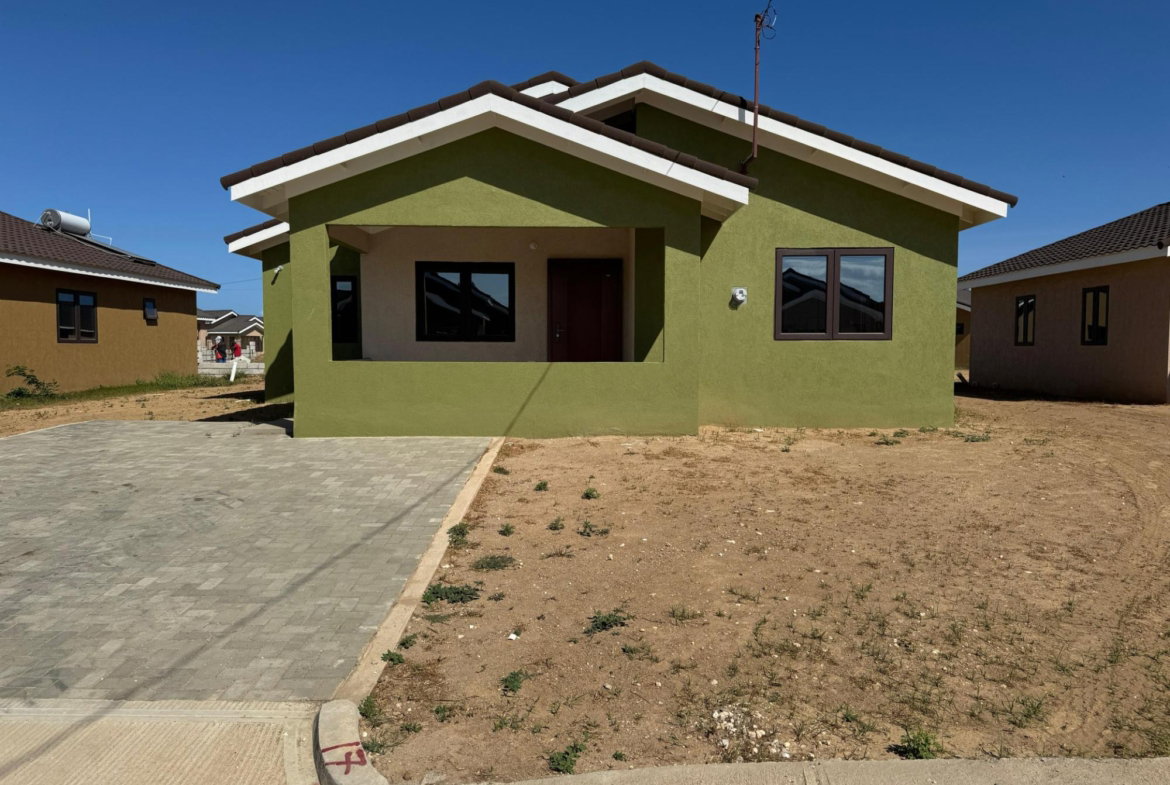 First image of 15 Oak Estate Ph2 in Bernard Lodge, St. Catherine, Jamaica - property is For Rent