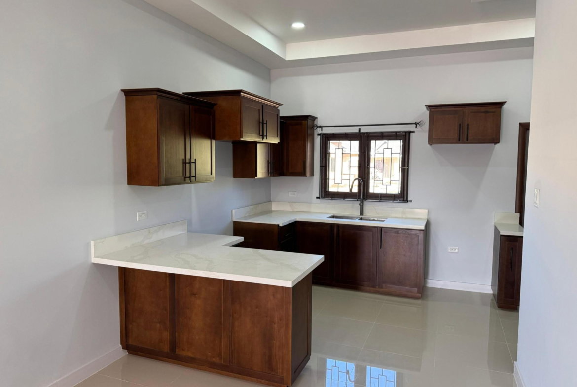 Fourth image of 15 Oak Estate Ph2 in Bernard Lodge, St. Catherine, Jamaica - property is For Rent