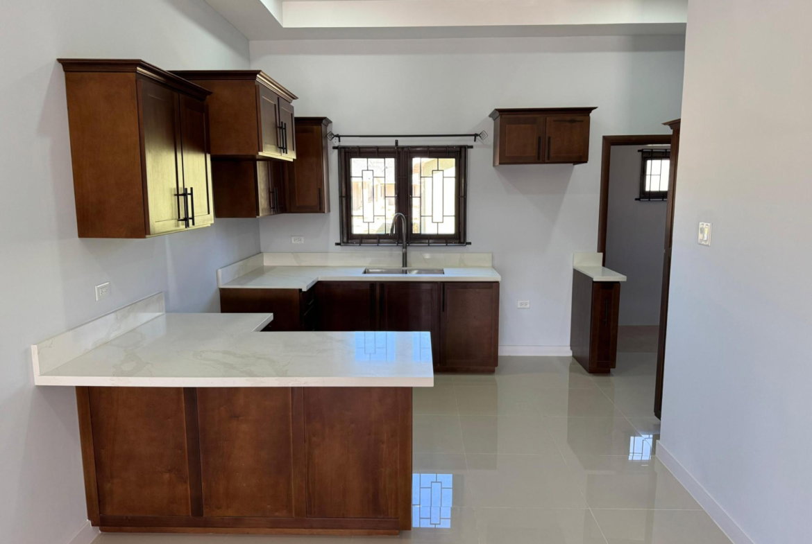 Fifth image of 15 Oak Estate Ph2 in Bernard Lodge, St. Catherine, Jamaica - property is For Rent