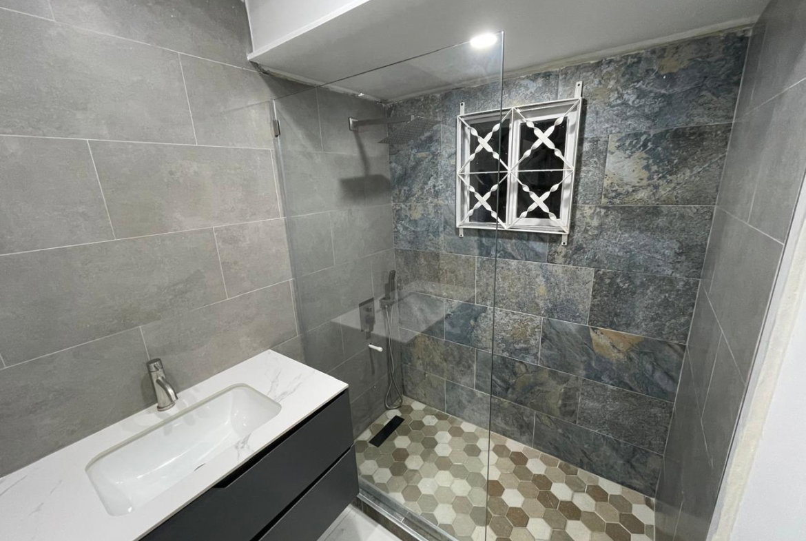 Tenth image of 660 Juniper Place in New Harbour Village, St. Catherine, Jamaica - property is For Rent