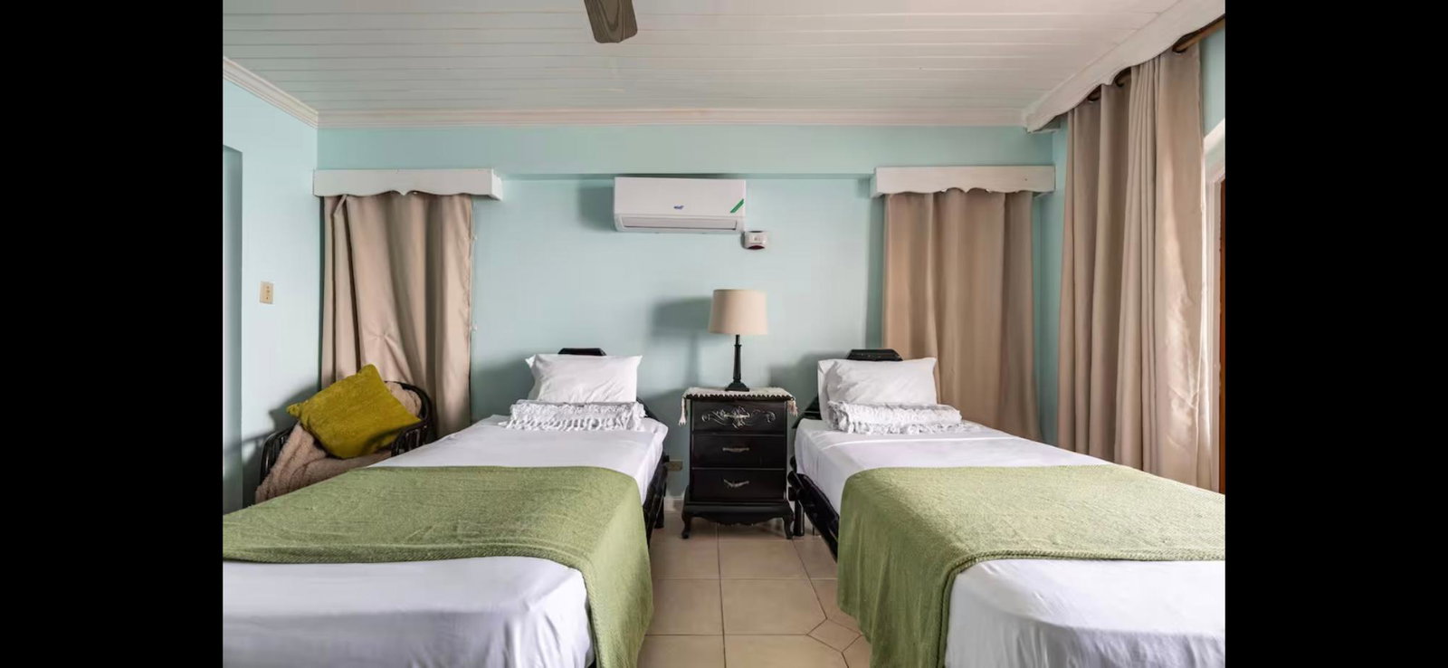 Oceanfront-2-Bedroom-Apartment-for-Rent-in-Tower-Isle-St.-Mary-Jamaica Eighth image of 2b Tower Isle in Tower Isle, St. Mary, Jamaica - property is For Rent