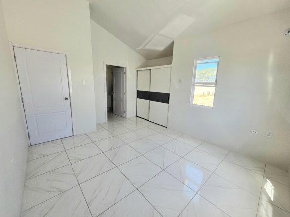 First image of Emerald Crescent-phoenix in Phoenix Park, St. Catherine, Jamaica - property is For Sale