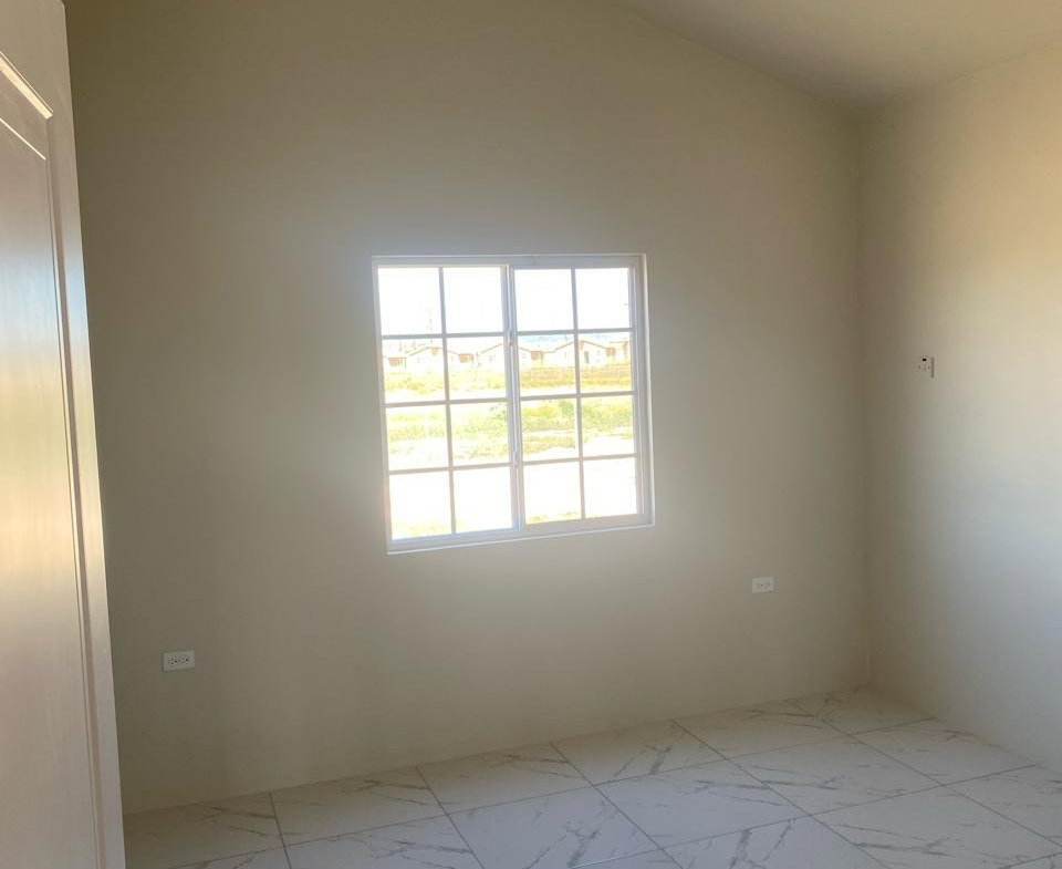 Sixth image of 11violet Crescent-phoenix in Phoenix Park, St. Catherine, Jamaica - property is For Sale