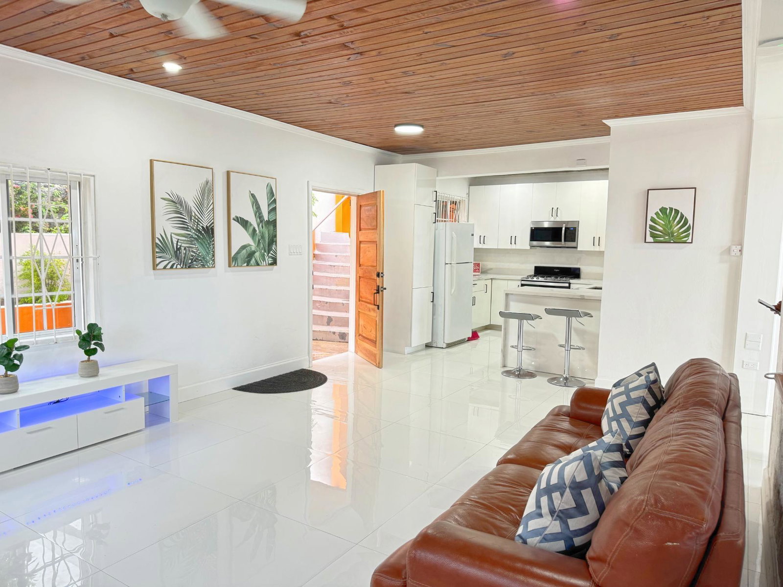 Pineapple-Cove-Villa-for-Sale-–-Waterfront-Airbnb-Investment-in-St.-Mary-Jamaica Eleventh image of Pineapple Cove Villa, Bos in Boscobel, St. Mary, Jamaica - property is For Sale