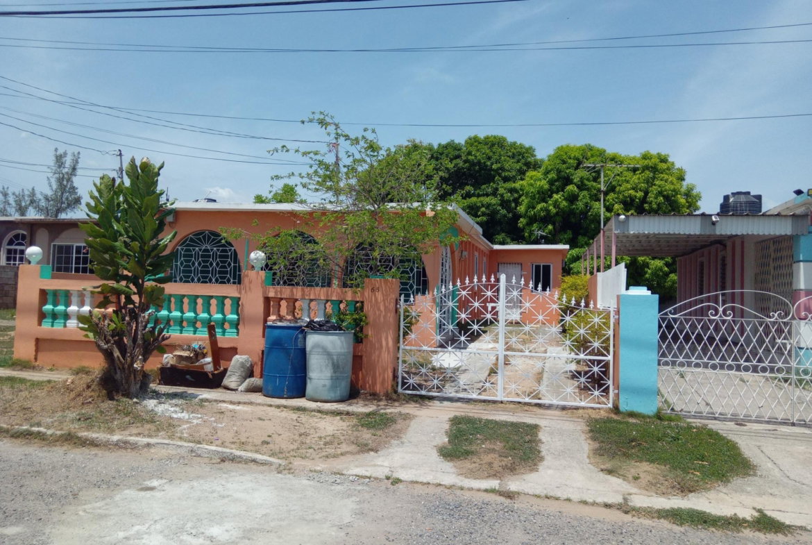 Second image of 68 Candlenut Avenue in Portmore Pines, St. Catherine, Jamaica - property is For Sale