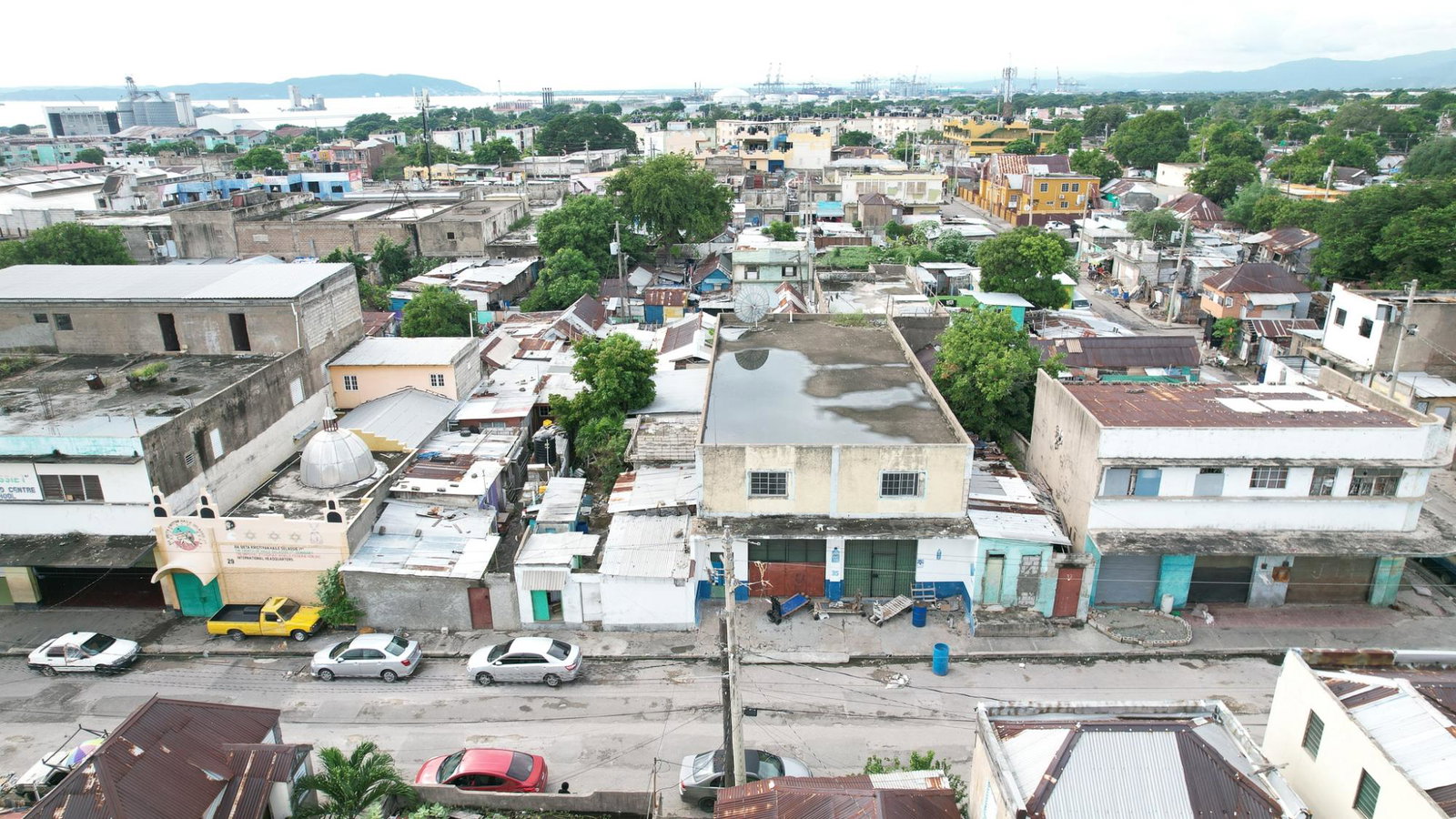 Prime-Commercial-Property-for-Sale-in-Downtown-Kingston-–-4400-sqft-at-35-Oxford-Street Second image of 35 Oxford Street in KINGSTON, Kingston, Jamaica - property is For Sale