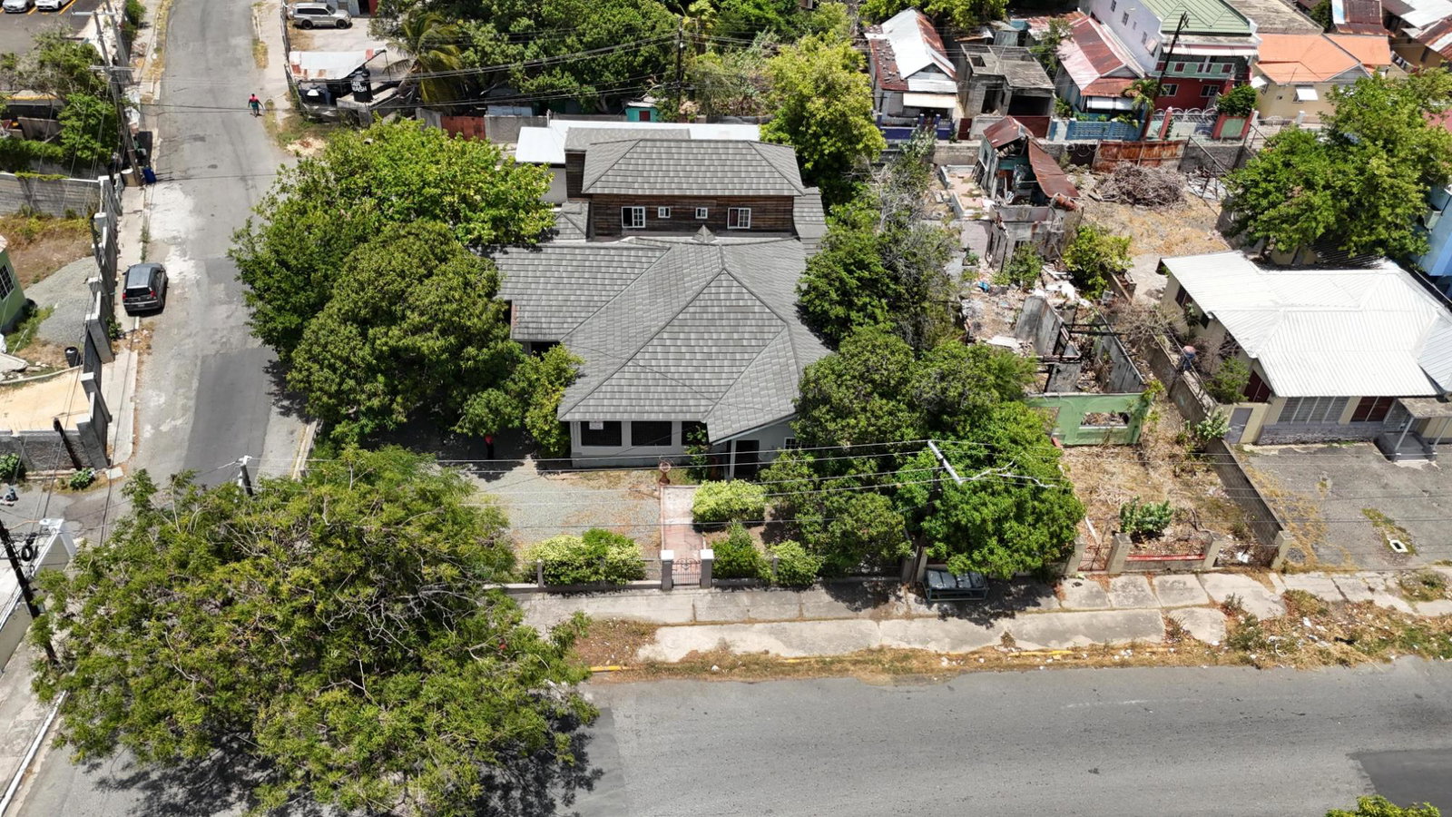 Prime-Commercial-Property-for-Sale-in-Kingston-Gardens-Jamaica First image of 1 West Avenue in Kingston 4, Kingston, Jamaica - property is For Sale