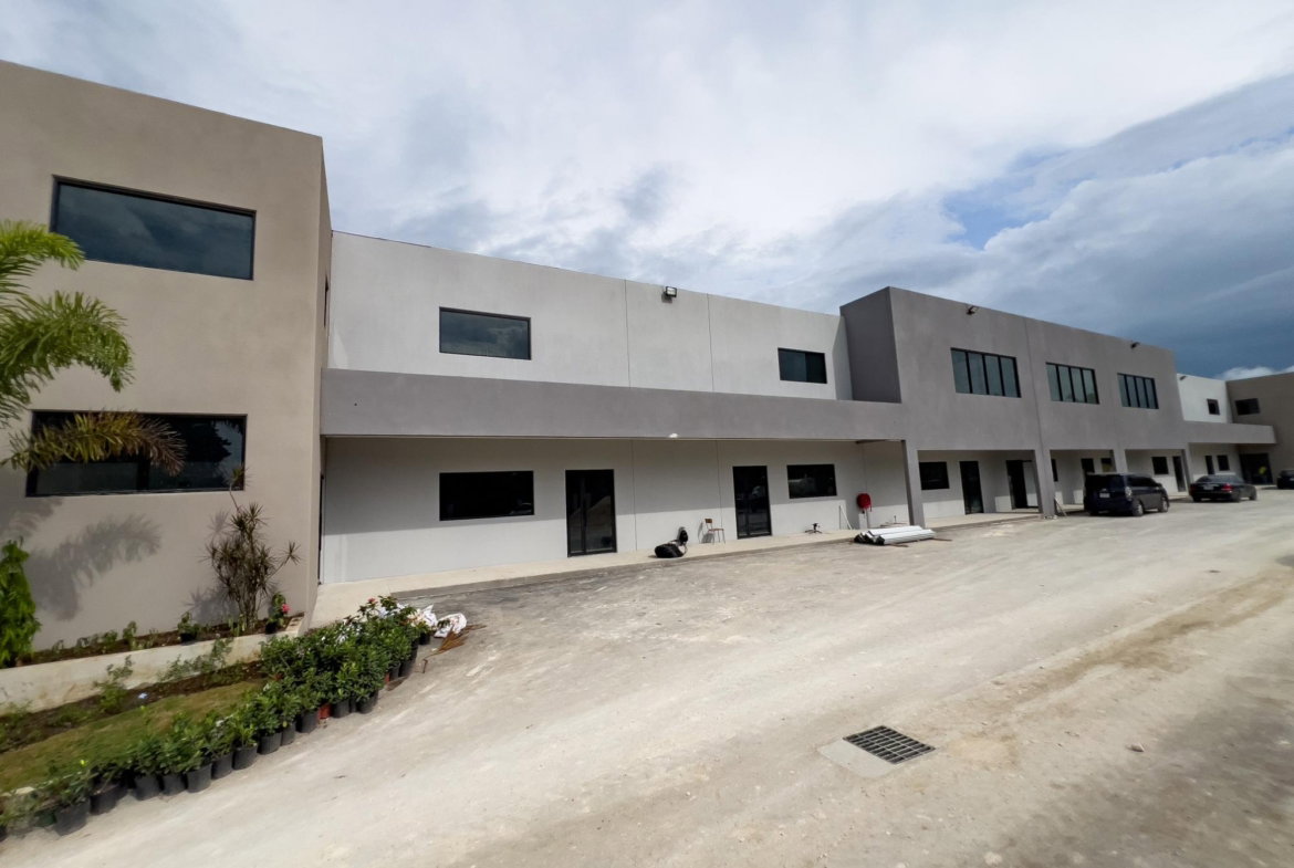 Fourth image of 1 Westgate Hills in Westgate Hills, St. James, Jamaica - property is For Rent