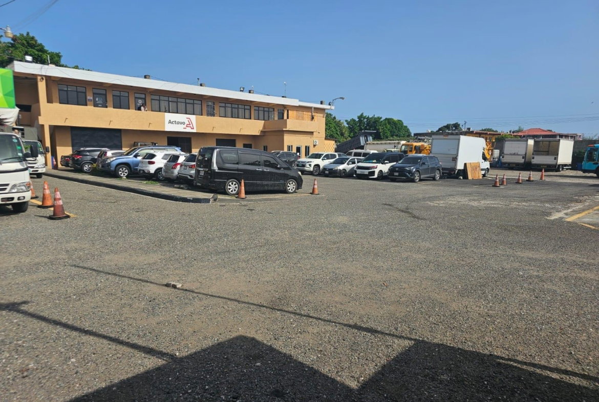 First image of Ballater Avenue in Kingston 10, St. Andrew, Jamaica - property is For Rent