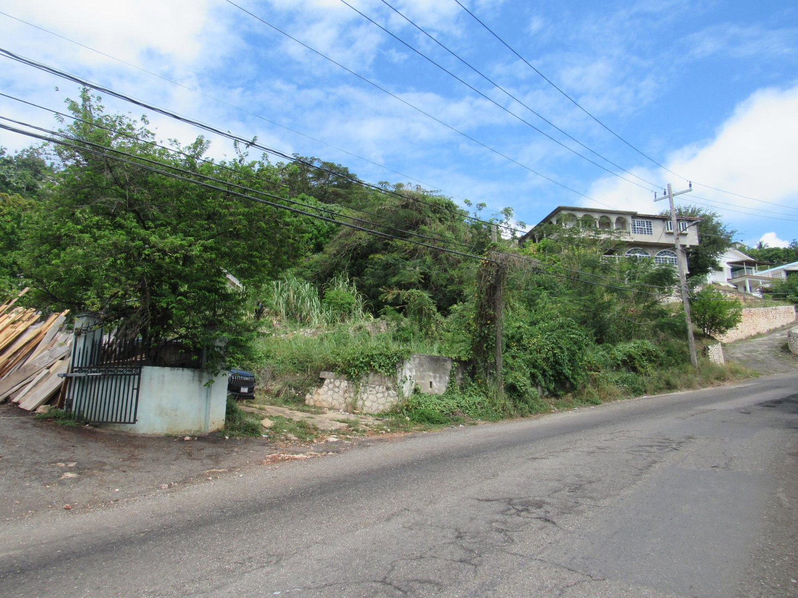 Second image of 4- Red Hills Road, Forest hi in Red Hills, St. Andrew, Jamaica - property is For Sale
