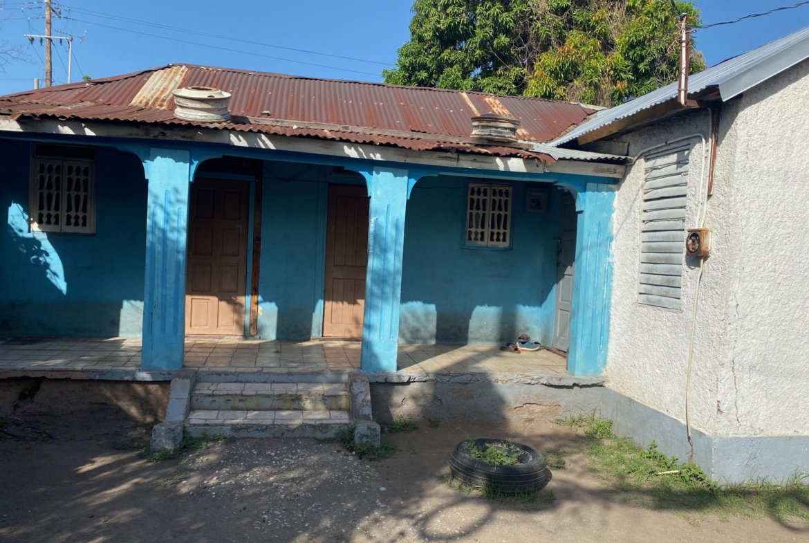 First image of 17c Third Street, 5 Greenwich in KINGSTON, Kingston, Jamaica - property is For Sale