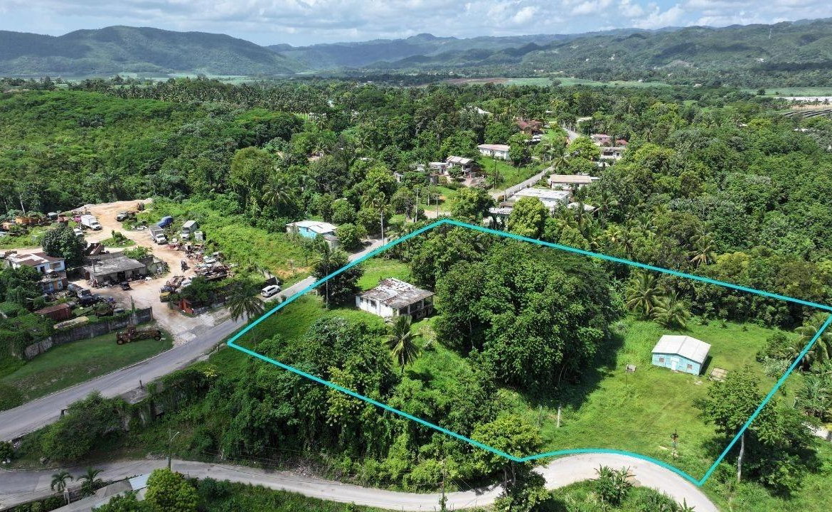 First image of 20 Linstead Heathfield in Heathfield, St. Catherine, Jamaica - property is For Sale