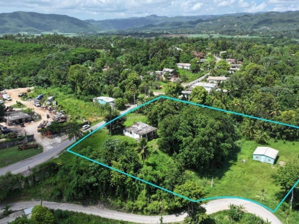 First image of 20 Linstead Heathfield in Heathfield, St. Catherine, Jamaica - property is For Sale