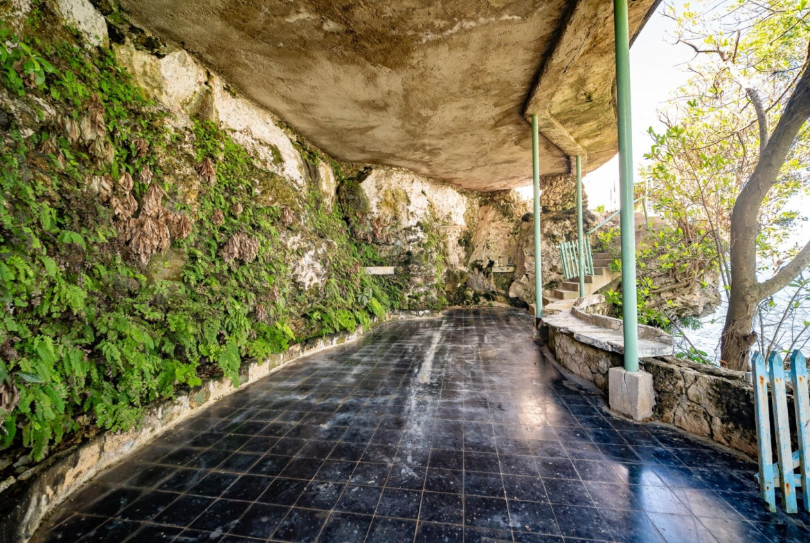 Eleventh image of 6 Hermosa Lane in Ocho Rios, St. Ann, Jamaica - property is For Sale