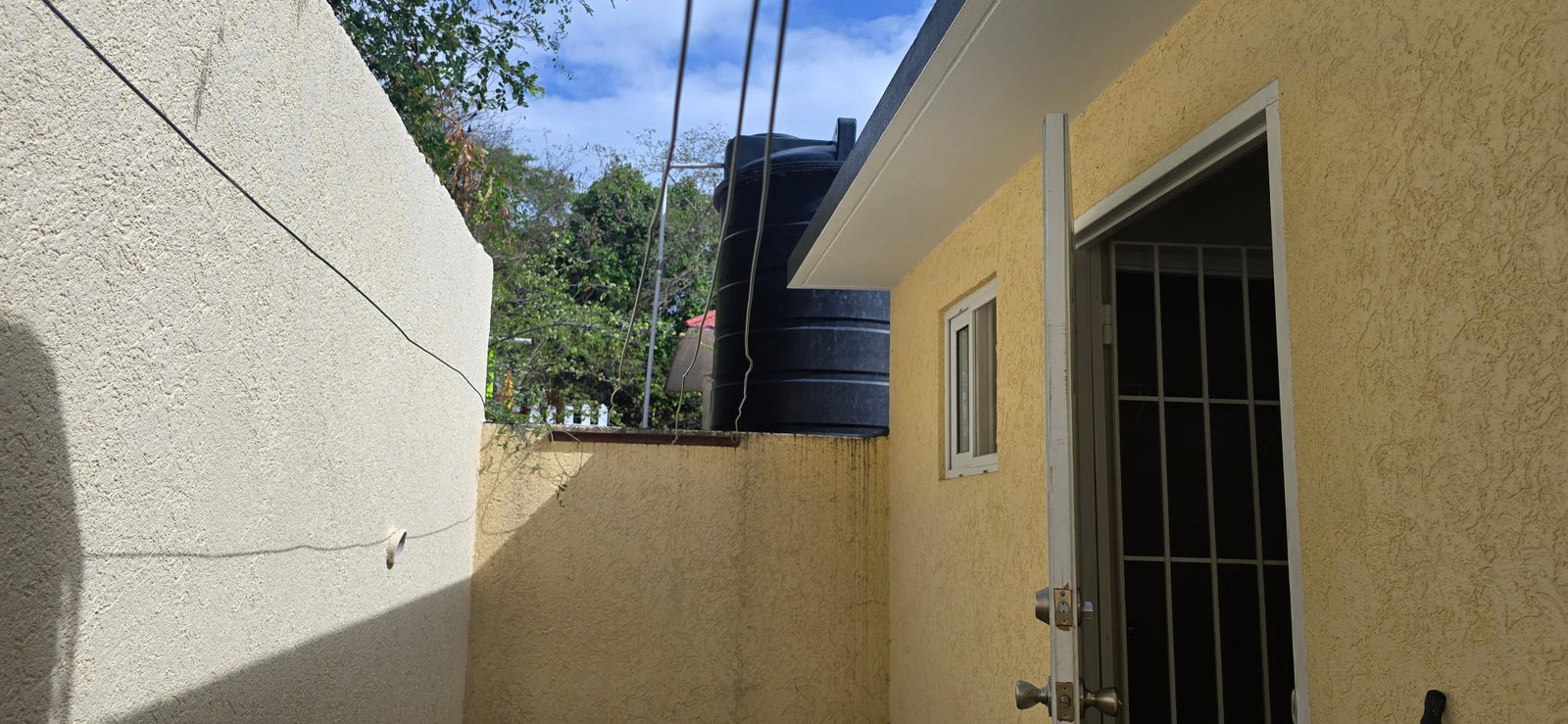 Seventeenth image of Apt 4-133 Pine Boulevard in Kingston 6, St. Andrew, Jamaica - property is For Rent