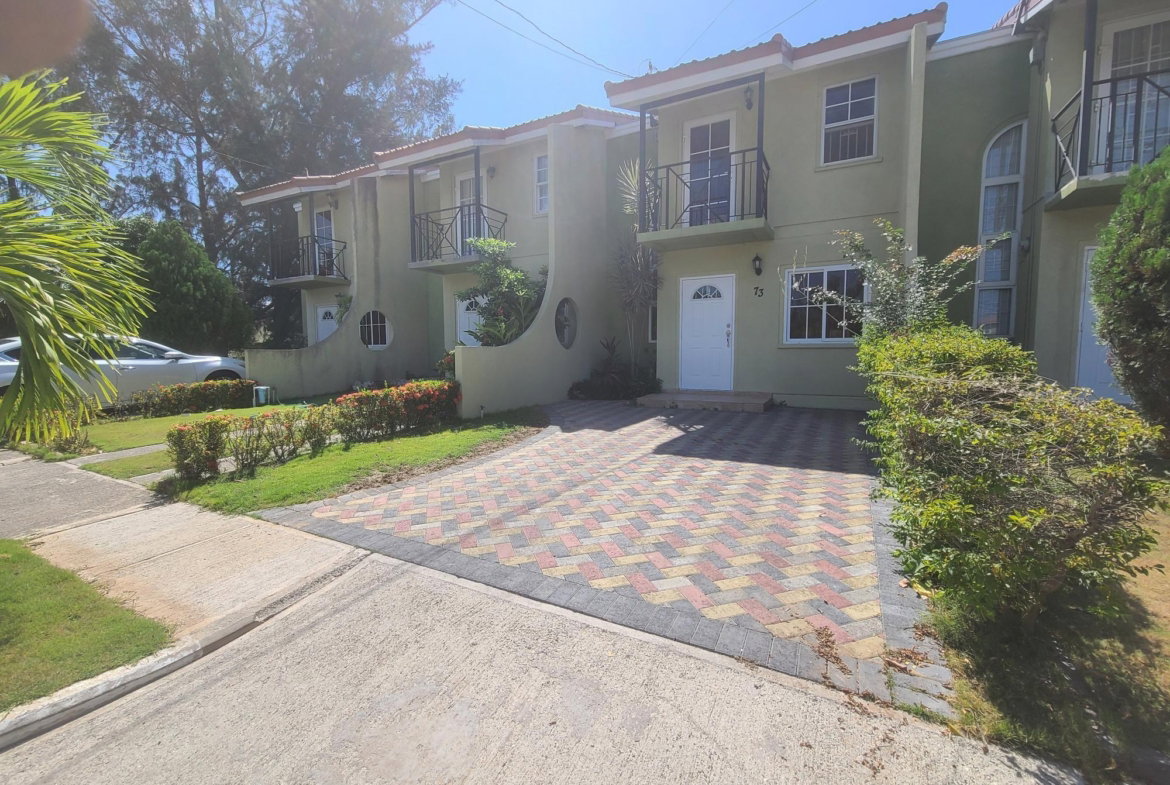 Sixth image of 73 Bromely Close in Portmore Country Club, St. Catherine, Jamaica - property is For Rent