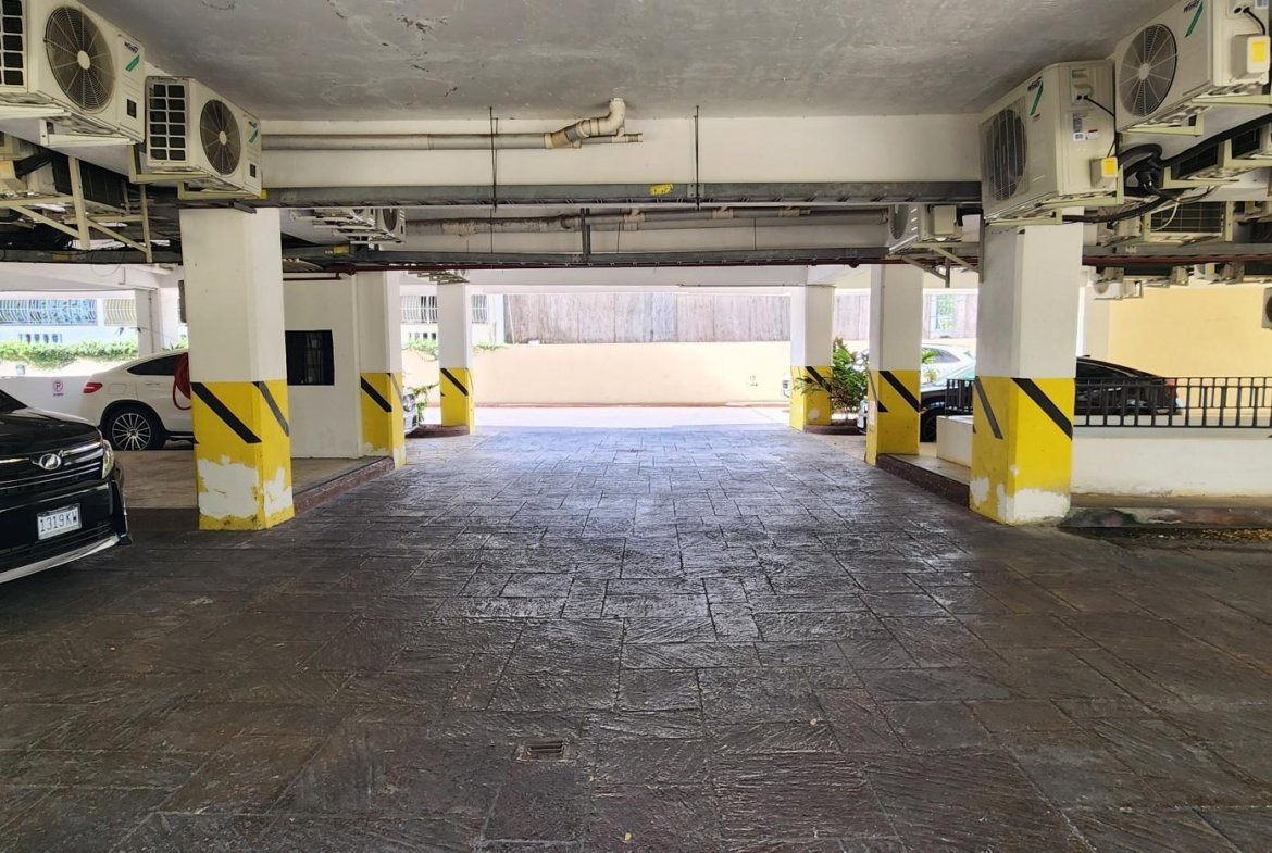 Fourteenth image of 404-22a East Kings House Road in Kingston 6, St. Andrew, Jamaica - property is For Sale