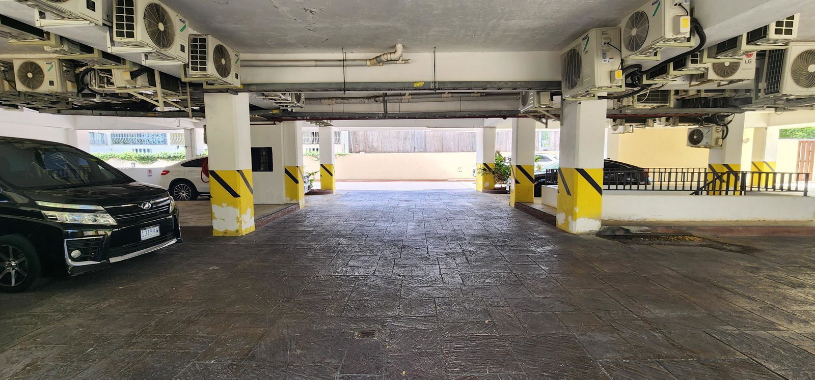 Renovated-2-Bed-2.5-Bath-Apartment-for-Sale-on-East-Kings-House-Road-St.-Andrew-Jamaica Fourteenth image of 404-22a East Kings House Road in Kingston 6, St. Andrew, Jamaica - property is For Sale