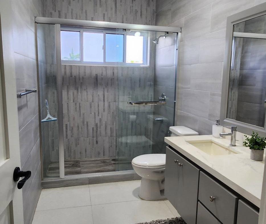 Tenth image of 404-22a East Kings House Road in Kingston 6, St. Andrew, Jamaica - property is For Sale