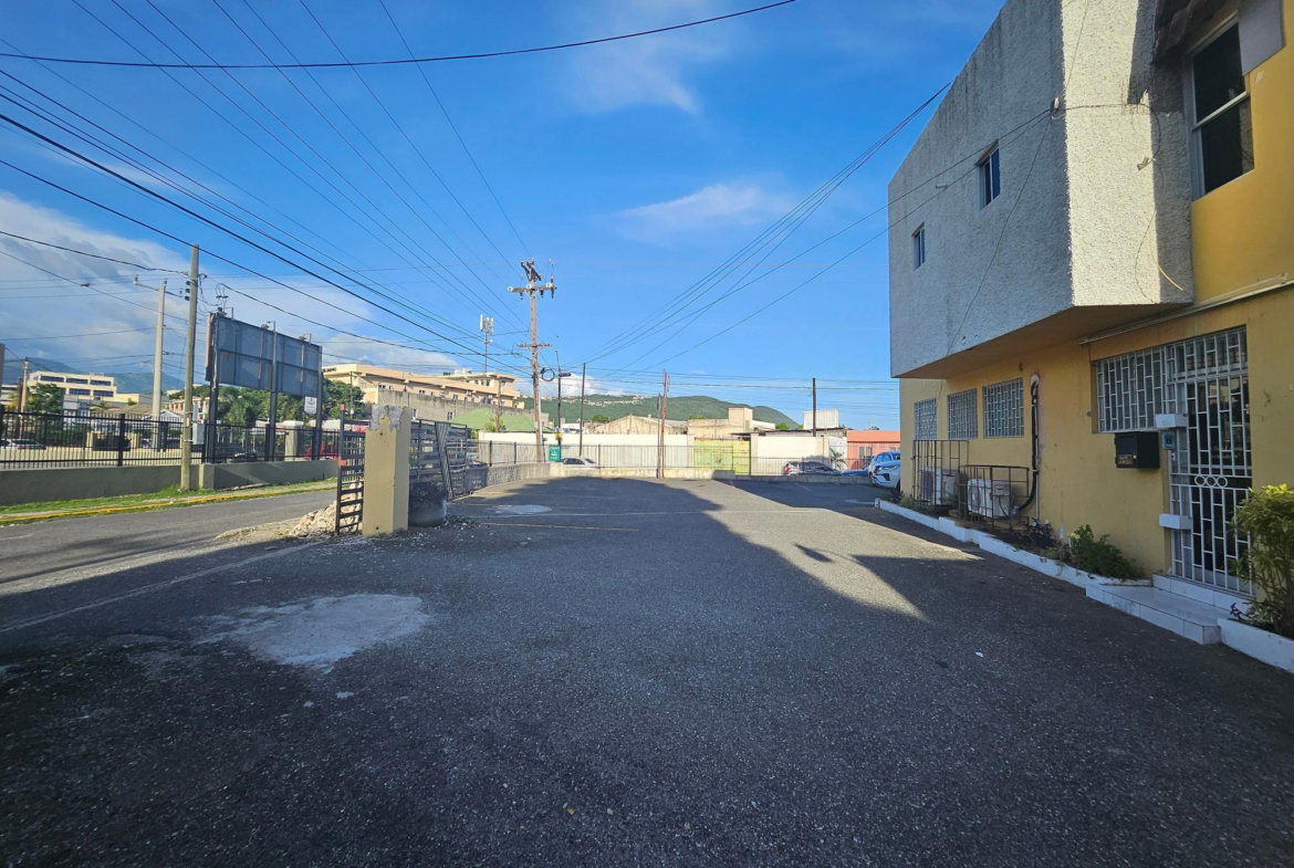 Fifth image of 6- Lady Musgrave in Kingston 5, St. Andrew, Jamaica - property is For Sale