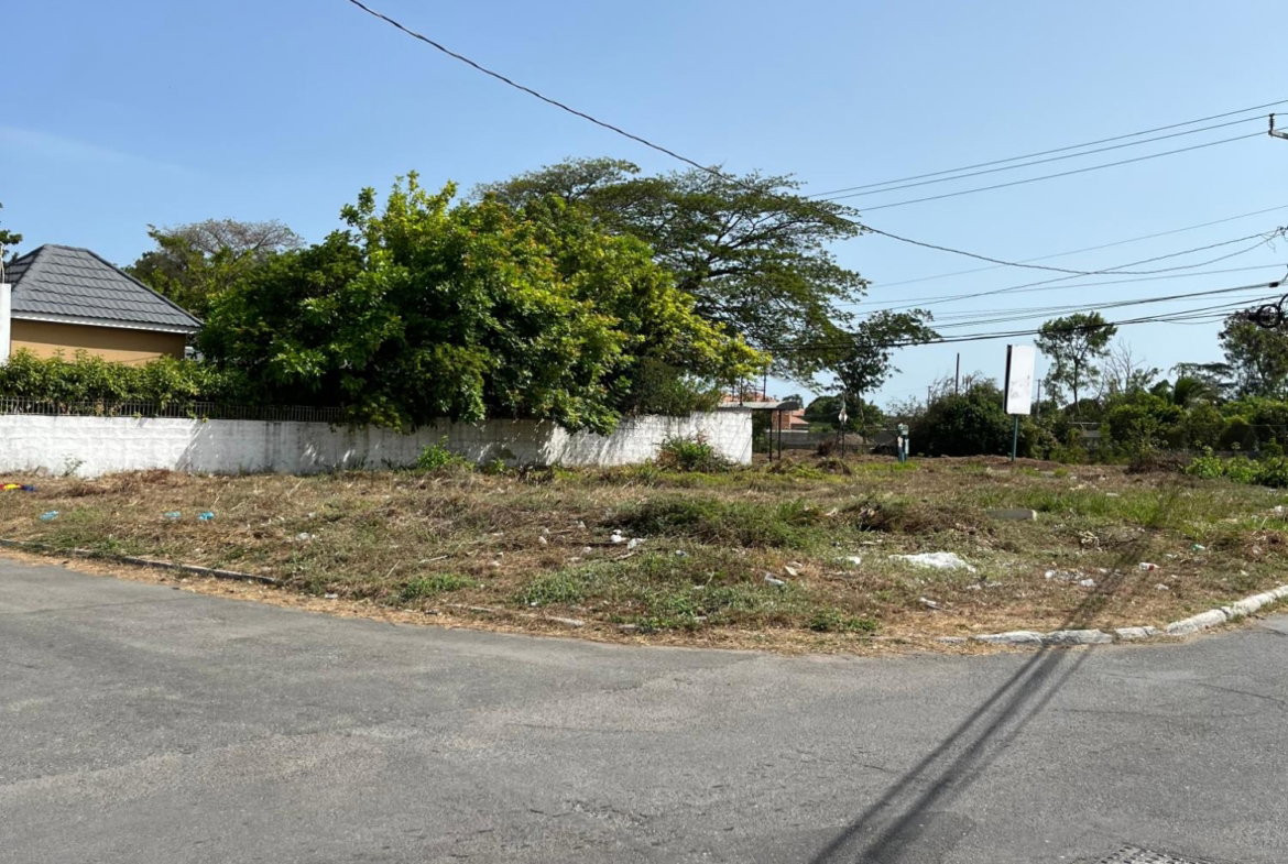 Second image of 317 Meadowvale Drive Gregory in Gregory Park, St. Catherine, Jamaica - property is For Sale