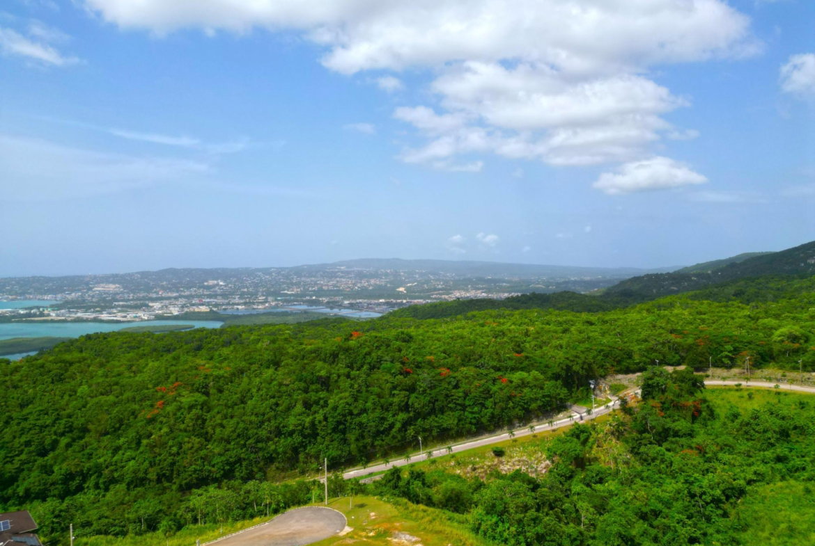 Tenth image of 98 Reading Heights in Montego Bay, St. James, Jamaica - property is For Sale